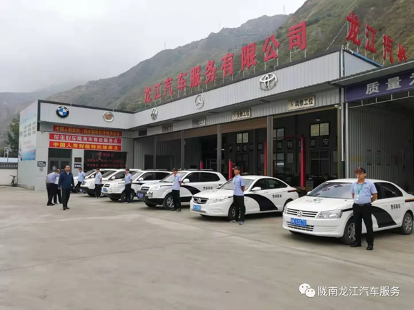 金錘鈑金，銀槍噴漆！龍江汽修值得信賴！